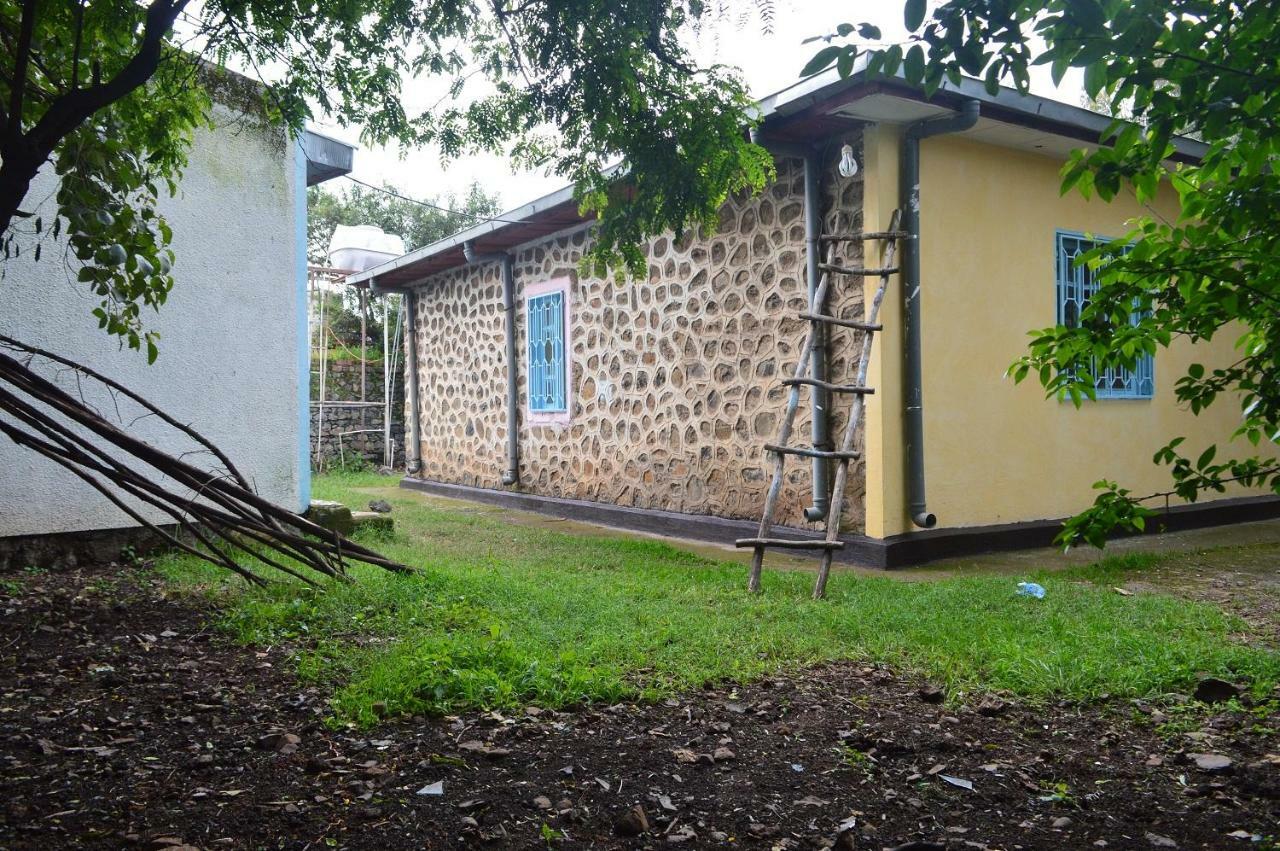 Chef Wondim Backpackers Hostel Gondar Exterior foto